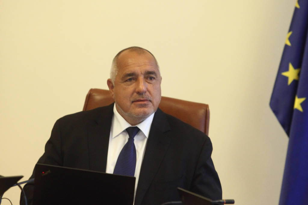 Премиерът Борисов: Скъпи именици, радвайте хората около Вас, правете добро и бъдете здрави