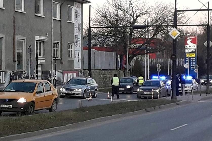 Такси удари пешеходка на зебра в Шумен
