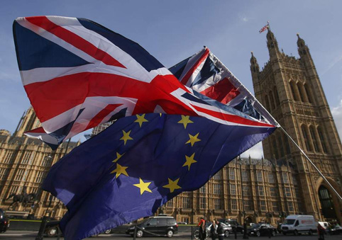 Британският парламент одобри сделката за Брекзит