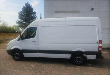 Купуват два микробуса за дом за стари хора и Детската кухня