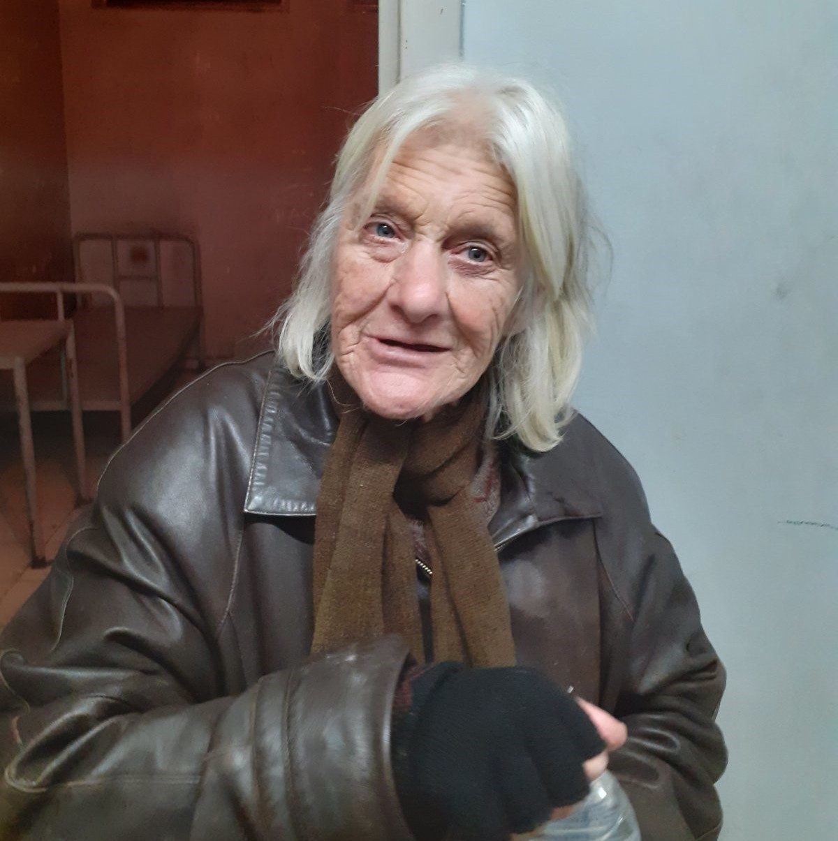 СДВР: Познавате ли тази жена?