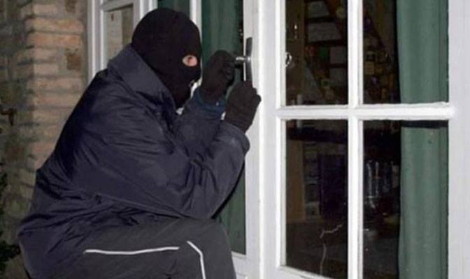 Заловиха трима серийни крадци в Добрич