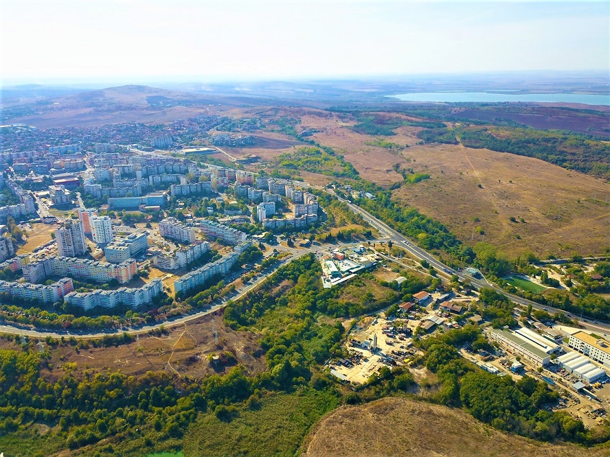 Нова улица и кръгови кръстовища в Бургас