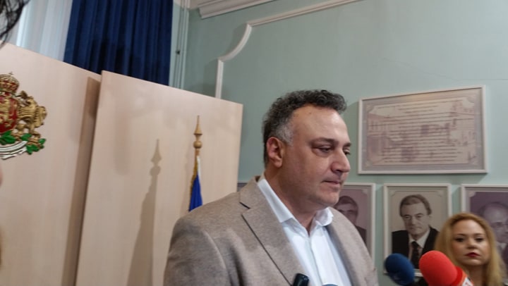 Областният управител на Варна предлага да има учения по антитероризъм в училищата