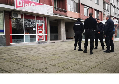 Спецченгета влязоха в офиси на кабелни оператори (обзор)