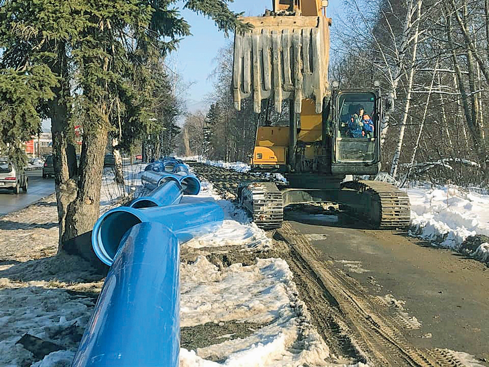 Водопроводът за Перник влезе в града