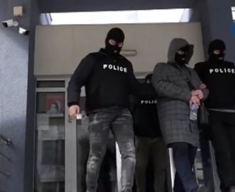 Един от полицаите, присвоили чужд тото фиш, бил шеф на сектора за джебчийски кражби