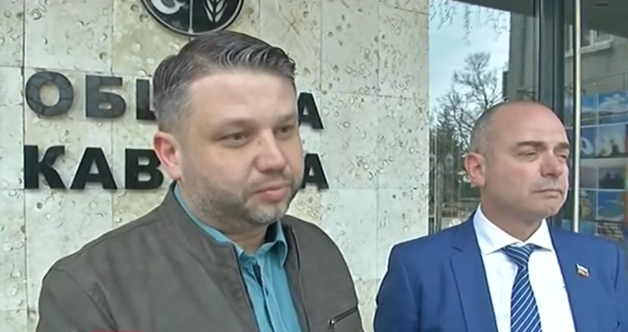 Общинските съветници в Каварна искат такса „отразяване” от журналистите