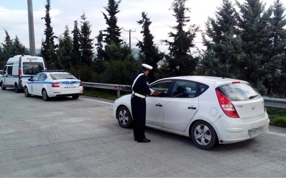 130 задържани след стрелба в центъра на Атина