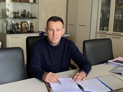 Проф. Венелин Терзиев пред „Труд“: Ние българите не обичаме да бъдем оценявани, а обичаме да даваме оценки