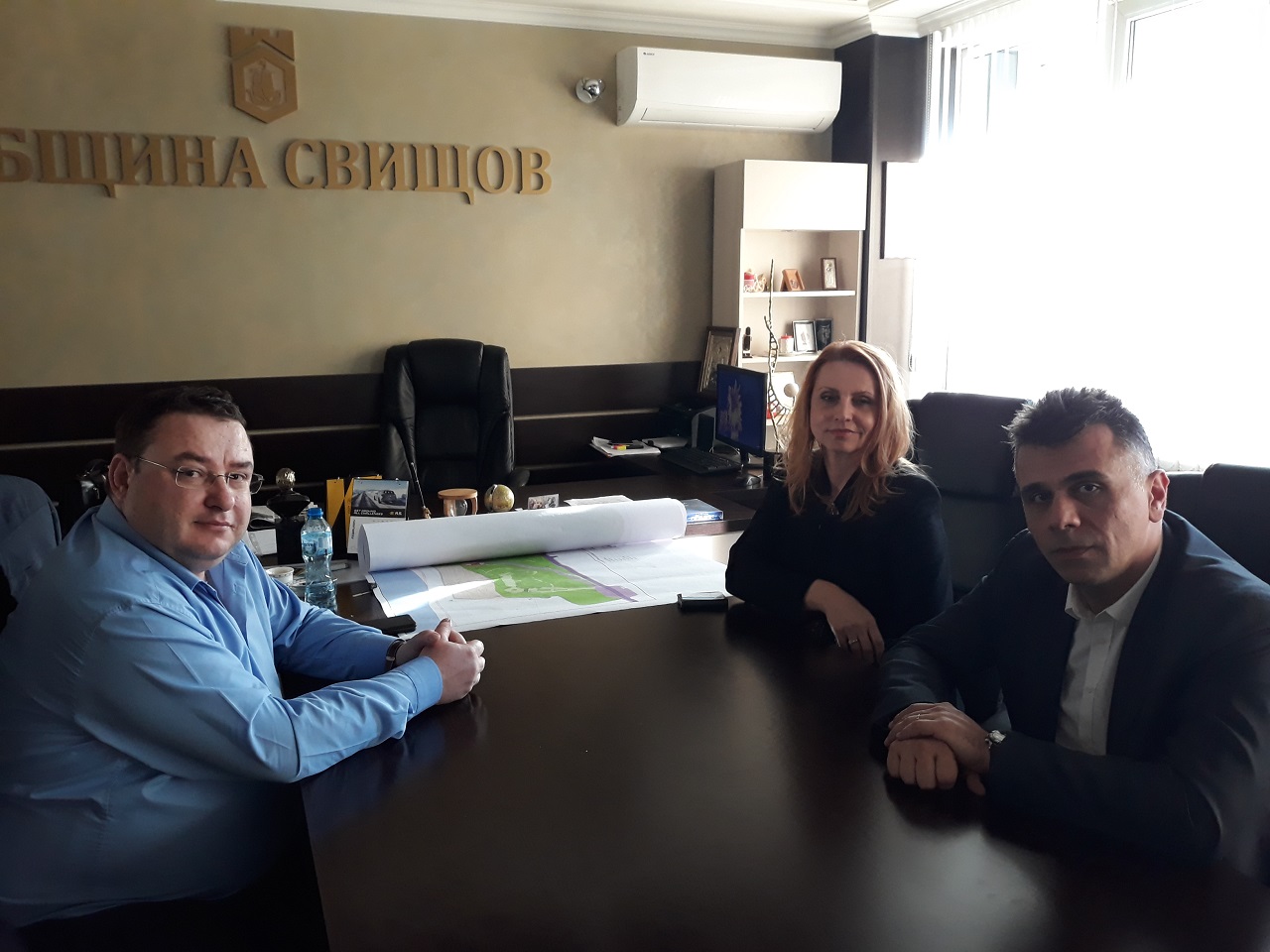 Кметът на Свищов проведе обсъжда електронна платформа с представители на Двустранната търговска камара България–Румъния