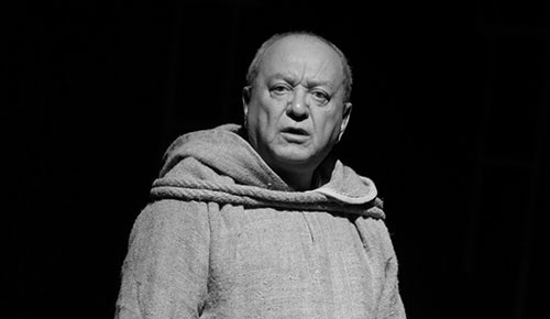 Шумен почита актьора и театрален шеф Илия Раев