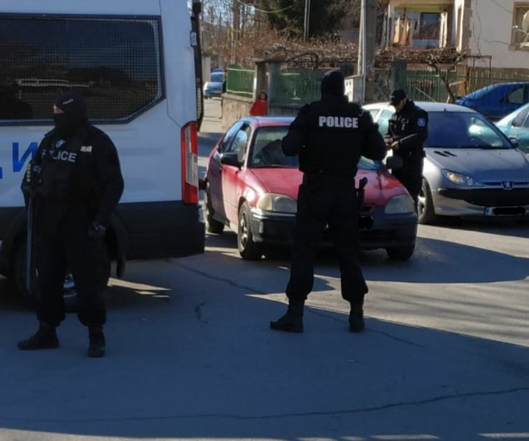Трима задържани при акцията срещу наркоразпространението в София