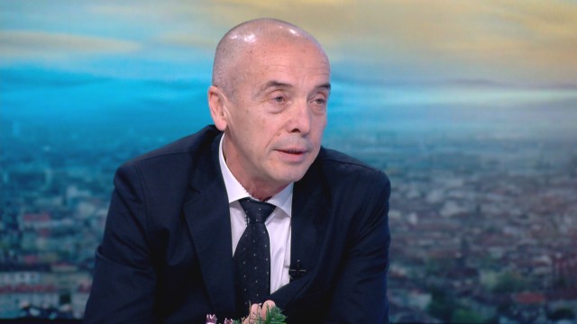 Доц. Атанас Мангъров: Изкарал съм коронавируса безсимптомно и няма да се ваксинирам