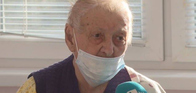 94-годишна жена се пребори с коронавируса за пет дни