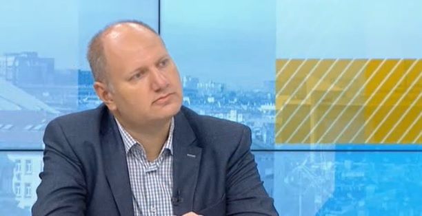 Имунологът доц. Шиваров: След ваксина качеството на имунния отговор е по-добро, отколкото след боледуване