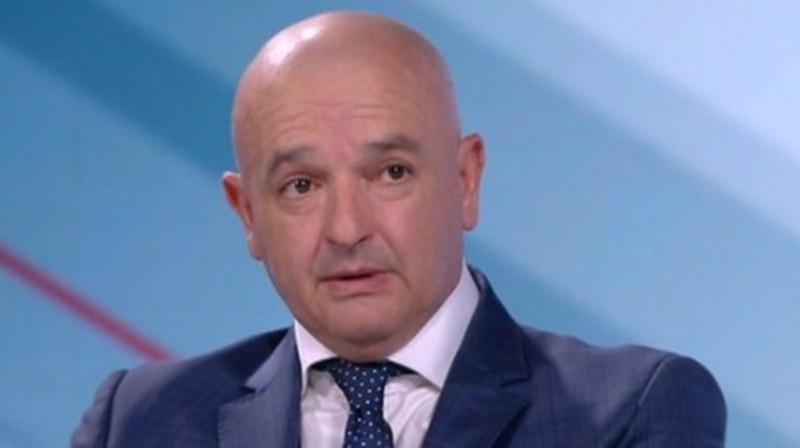 Ген. Венцислав Мутафчийски: Бях длъжен да се ваксинирам срещу коронавируса