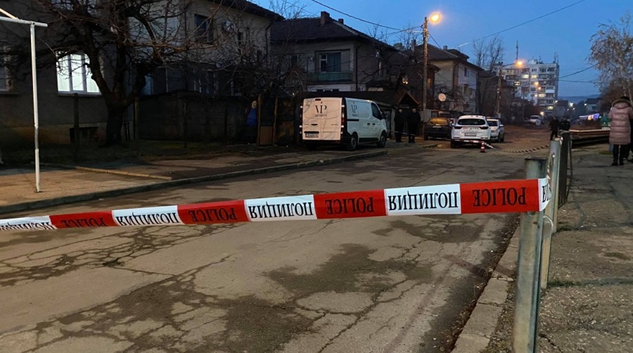 Компанията, чийто инкасо автомобил беше ограбен в Перник, е възстановила всички суми на клиентите си