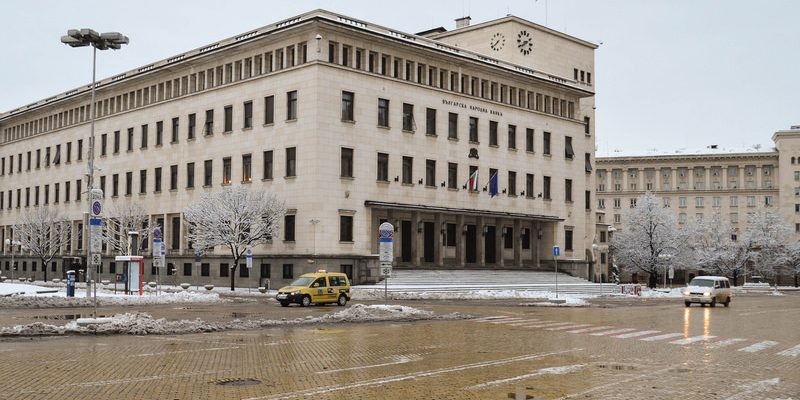 Печалбата на банките намаля с 43 на сто