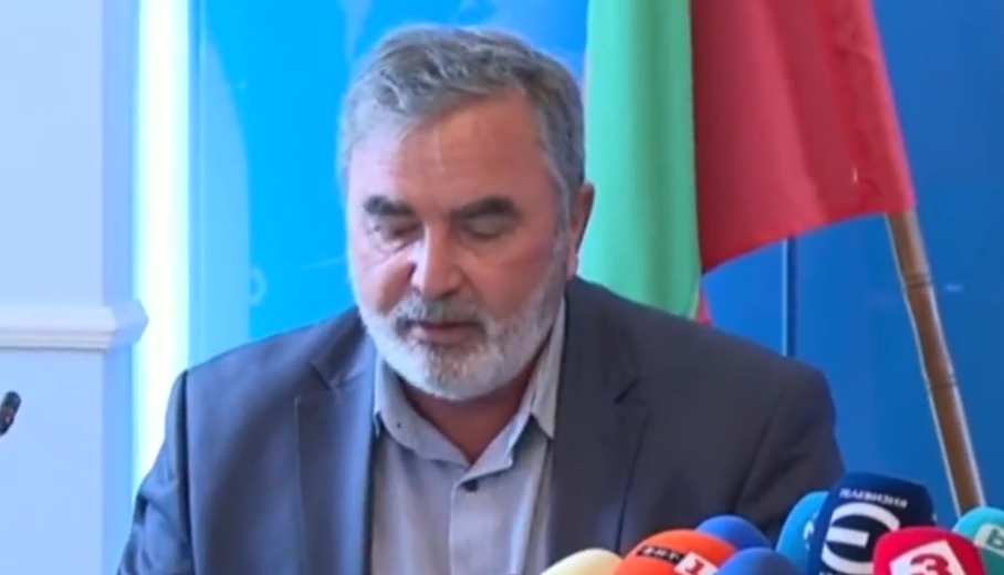 Доц. Ангел Кунчев: Мерките няма да бъдат разхлабени рязко на 21-ви декември