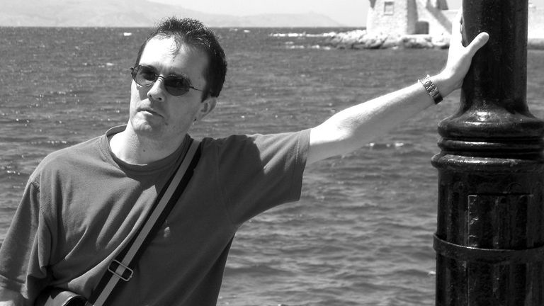 Нови четирима гимназисти с обвинения за убийството на френския учител Самюел Пати