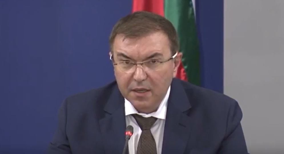 Няма да затварят спорта, театъра и малките магазини