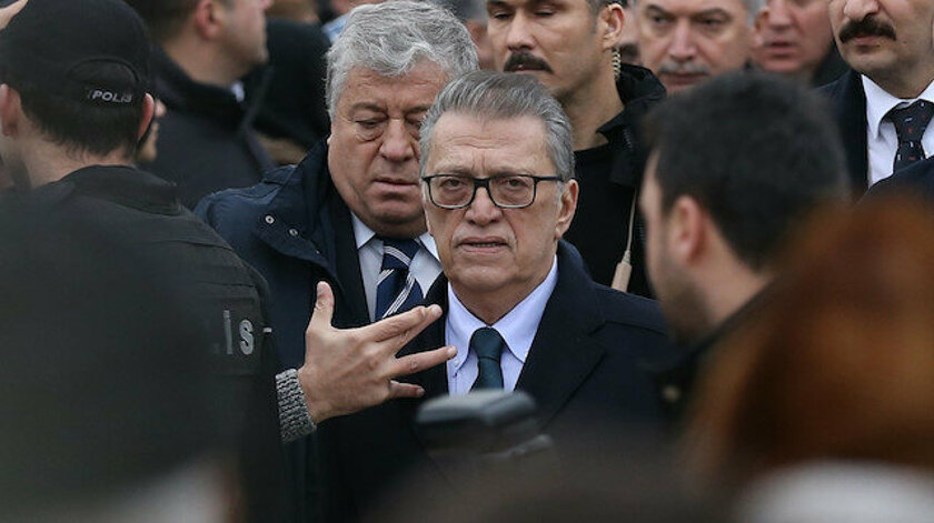 Почина бившият турски премиер Месут Йълмаз