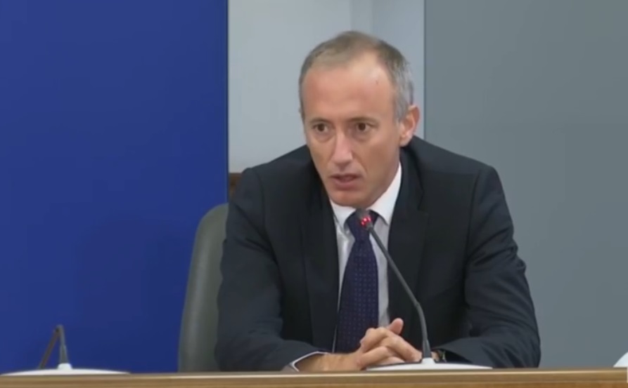 Красимир Вълчев: Правителството отпуска 14 млн. лева за 16 000 компютри за учители и ученици (ВИДЕО)