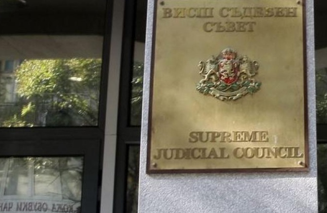 Убил ли е коронавирусът правосъдието ни