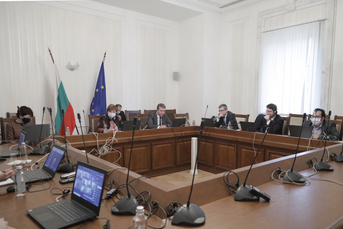 На първо четене: Правната комисия одобри да има разследващ на главния прокурор