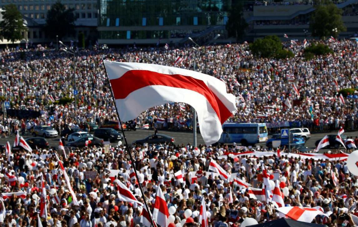 Над 300 души са задържани на поредните протести в Беларус