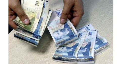 Издирват измамнички, "ужилили" старица с 4000 лева