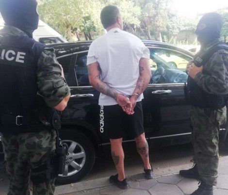 Домашен арест за шефа на охраната на Васил Божков