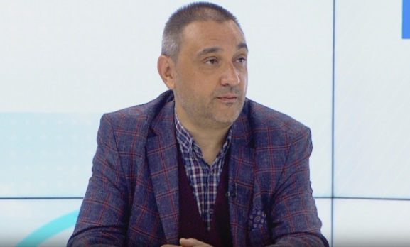 Доц. Андрей Чорбанов: Ваксина за COVID-19 няма как да има, ако не се намеси държавата