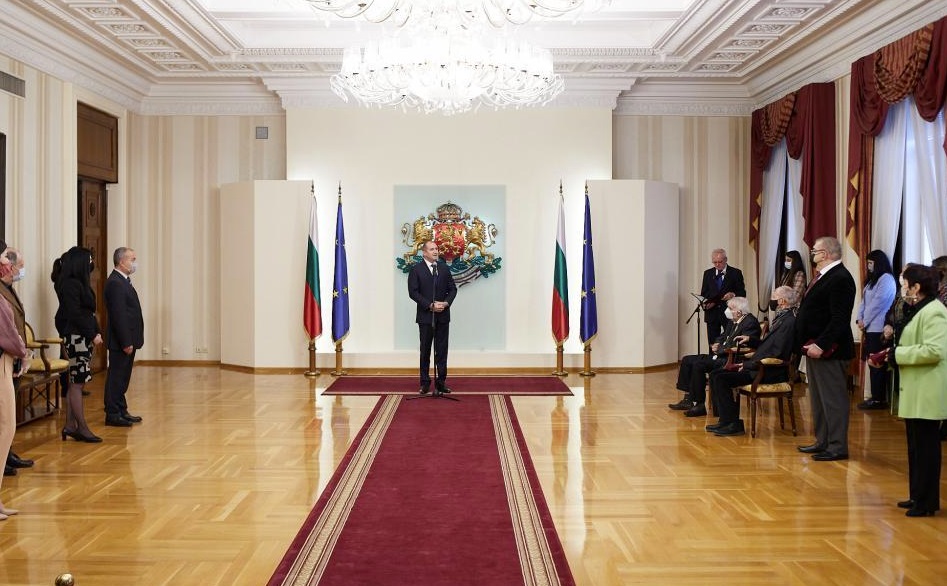 Румен Радев: Отстояването на националните културни традиции е важен пример за младото поколение