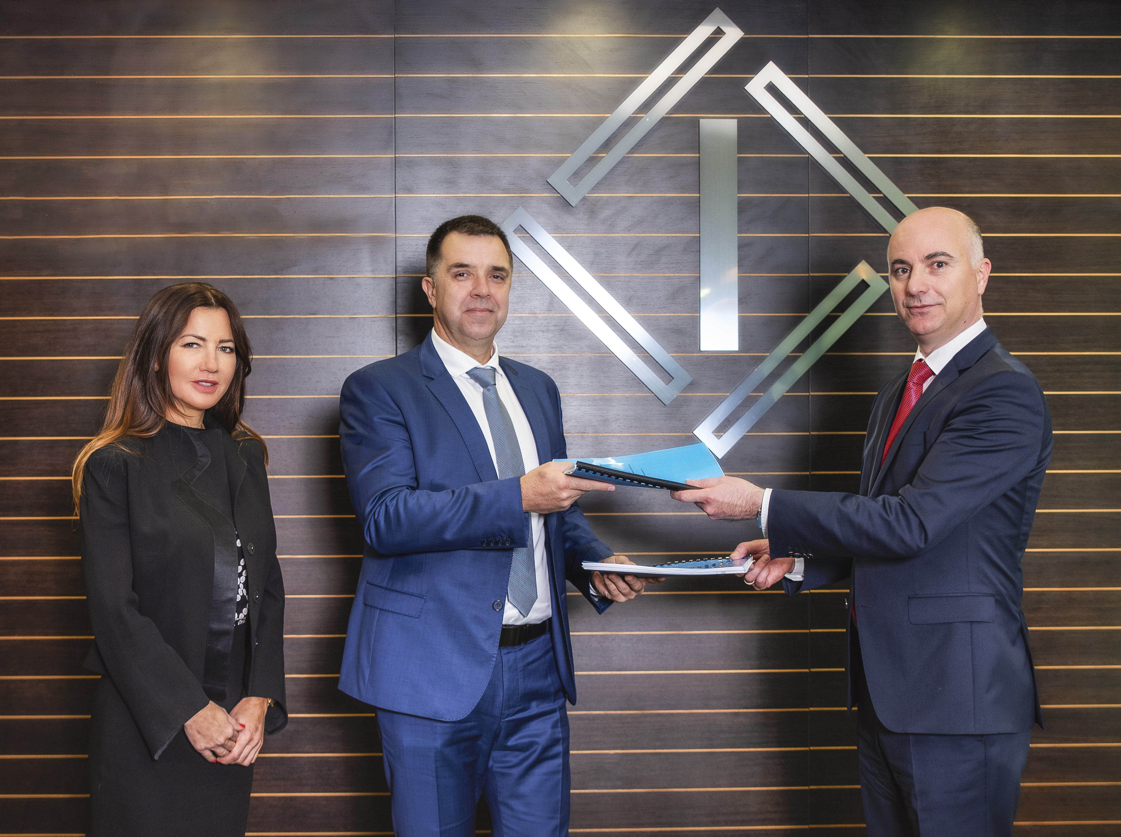 Fibank подписа споразумение с Фонд на Фондовете за кредити с лихвена субсидия