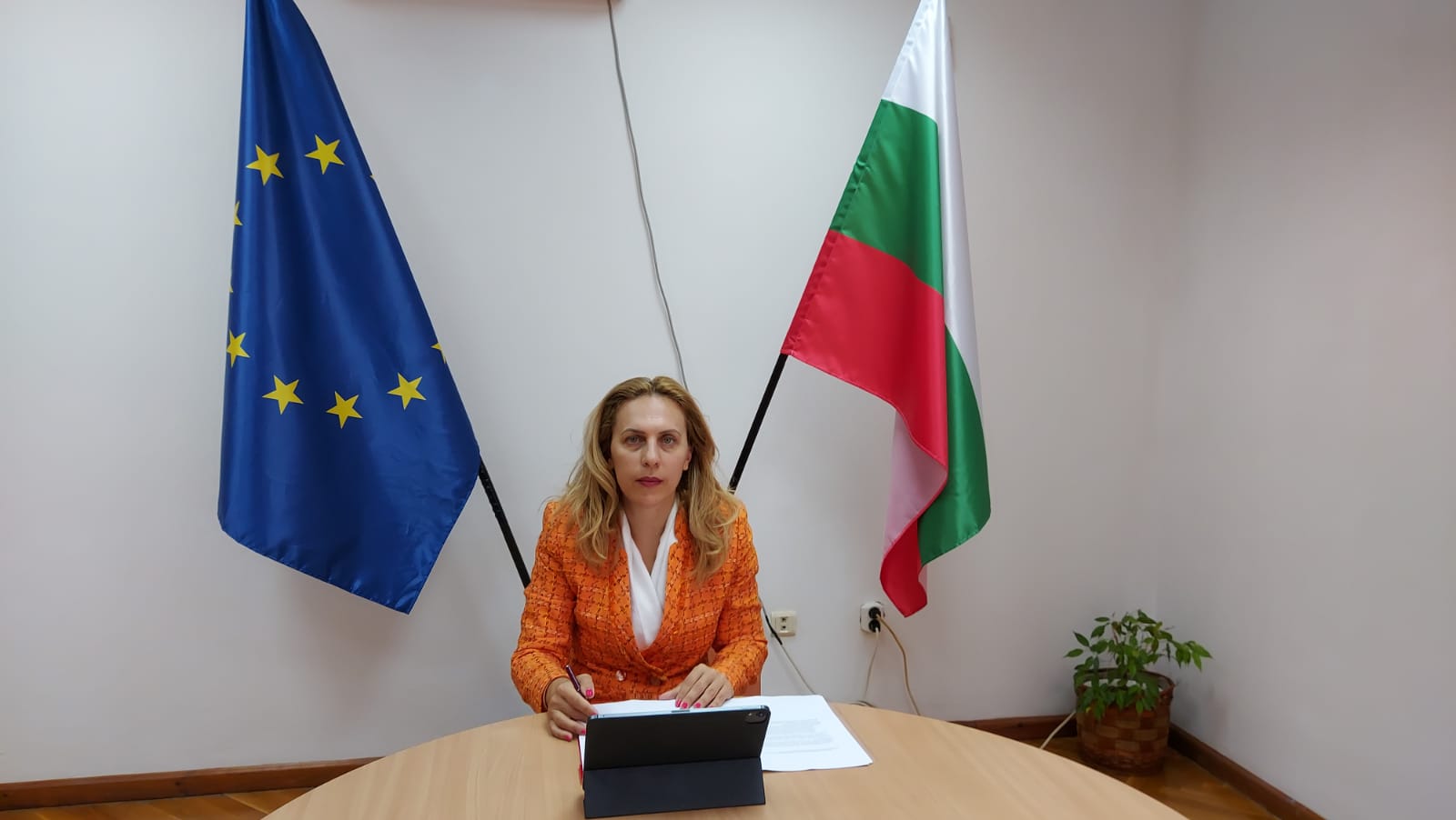 Марияна Николова благодари на българите, избрали да почиват у нас