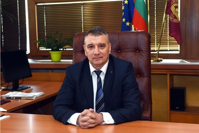 Проф. д-р Димитър Димитров, ректор на УНСС, пред „Труд“: Асистентите в университетите ще стартират с 1300 лева заплата