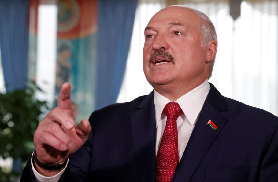 Лукашенко положи клетва на тайна церемония