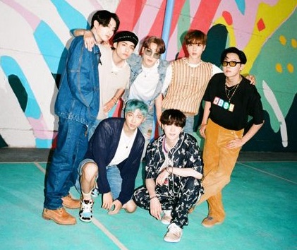 С видеото към новия си сингъл Dynamite: BTS счупиха рекорда за най-силна премиера в YouTube