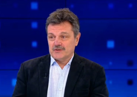 Д-р Александър Симидчиев: Връщането на децата в училище е вид риск, който може да бъде управляван