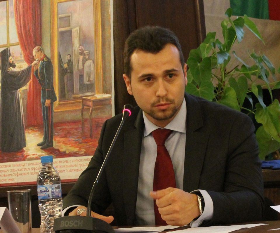 Д-р Станислав Бачев, историк и политолог, пред „Труд“: Амбицията на Ердоган в Черно море надминава таланта и възможностите му