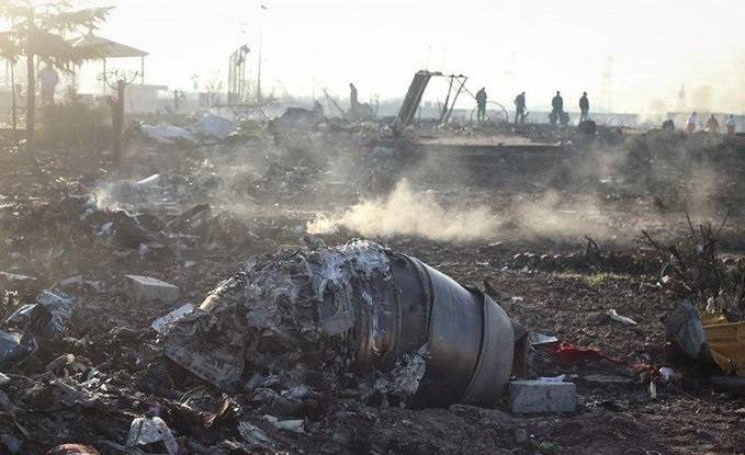 Черните кутии на сваления в Иран украински самолет показват промеждутък от 25 секунди между първата и втората ракета