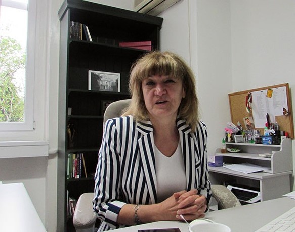 Теодора Евтимова, директор на Регионална библиотека „Любен Каравелов“ в Русе:  В библиотечните храмове на познанието се пресичат пътищата на науката, културата и всички видове изкуства