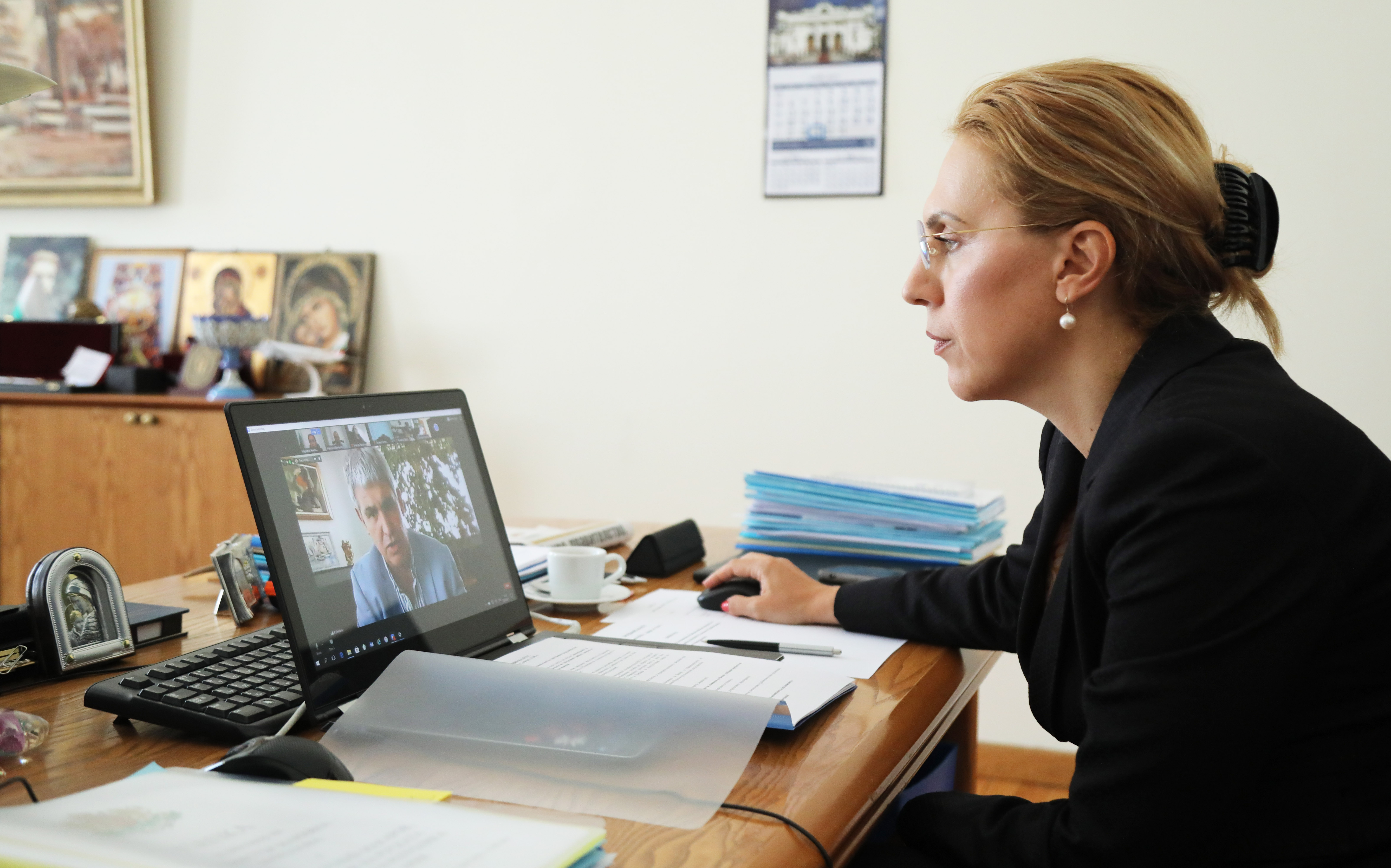 Социалните партньори се разбраха за плащането на извънредния труд на полицаите