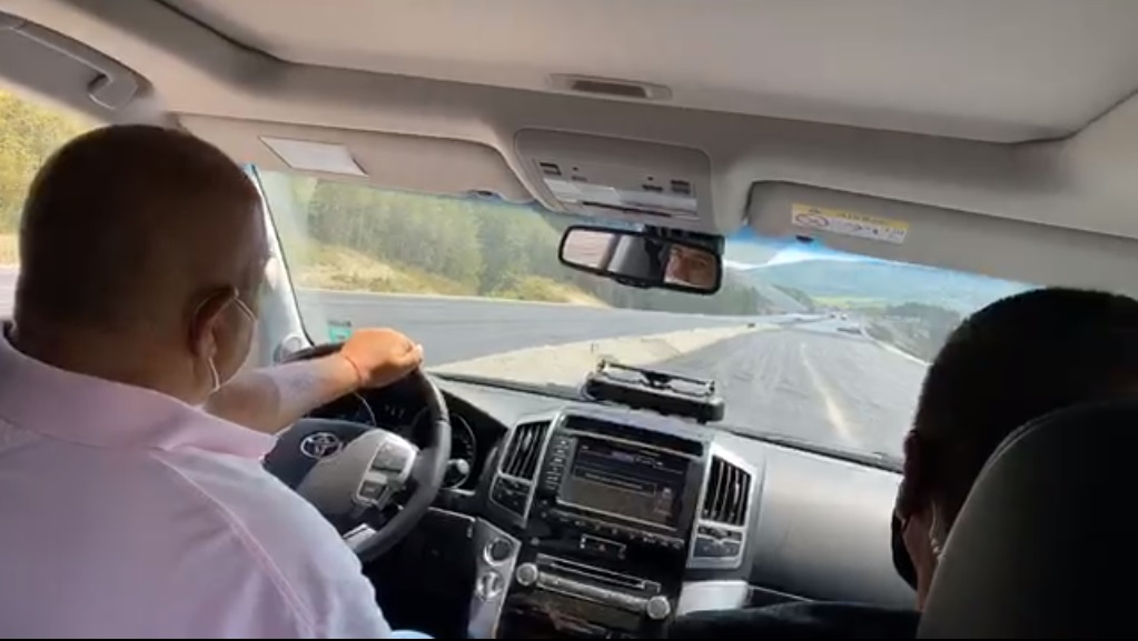 Бойко Борисов проверява изграждането на участък от АМ "Хемус" (ВИДЕО)