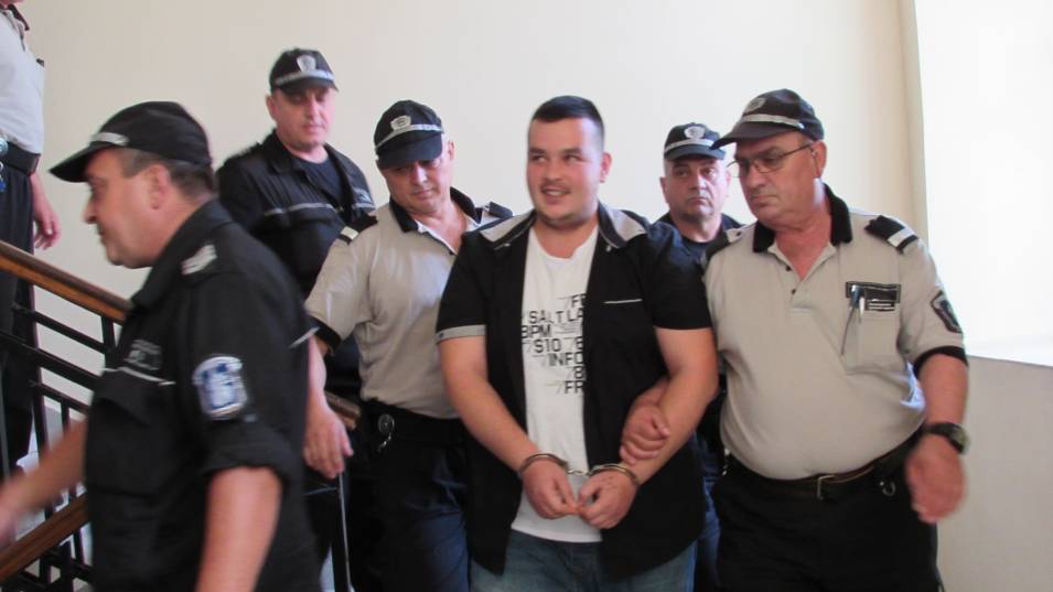 Доживотен затвор за убиец, рязал и горил жертва