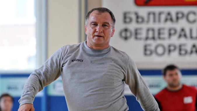 Треньорът по борба Симеон Щерев е приет в болница с коронавирус