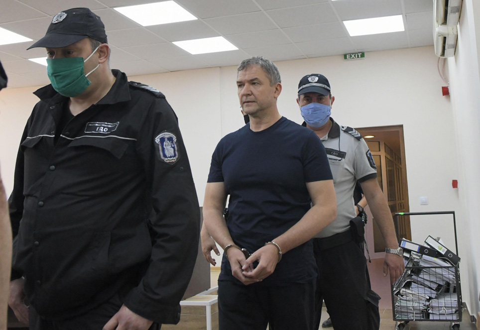 Пламен Бобоков, разследван и за търговия с влияние: Помагах да изберат приятел за окръжен прокурор (обзор)