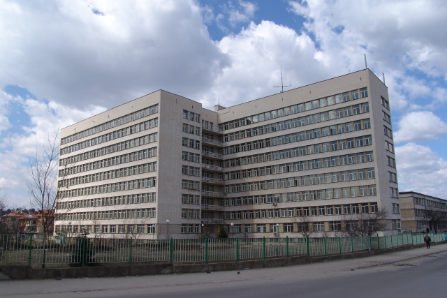 Две деца, на 2 и 5 години, с коронавирус в Самоков